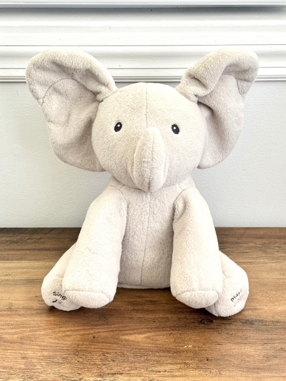 Baby GUND Animated Flappy The Elephant Plush Gray Peek A Boo Ears Musical Toy